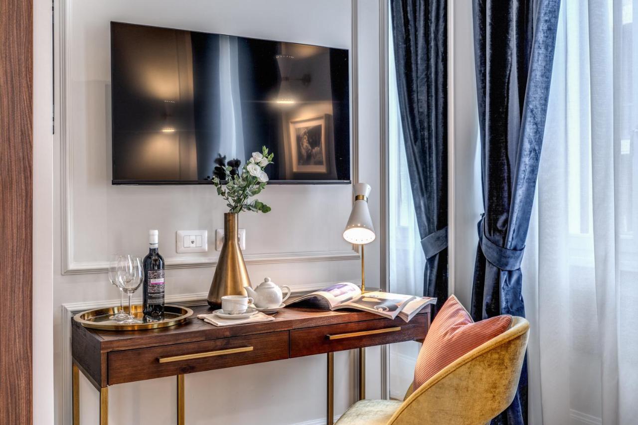 Tree Charme Augusto Luxury Suites Rome Exterior photo